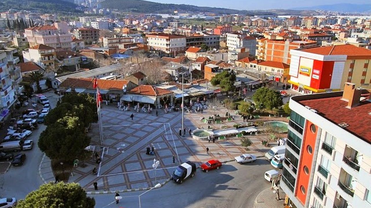 gaziemir belediyesi hangi partide gaziemir in mevcut belediye baskani halil arda kimdir icerik haber